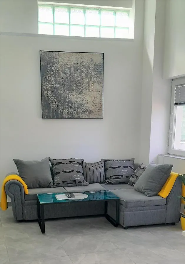 Apartments Mare Pula