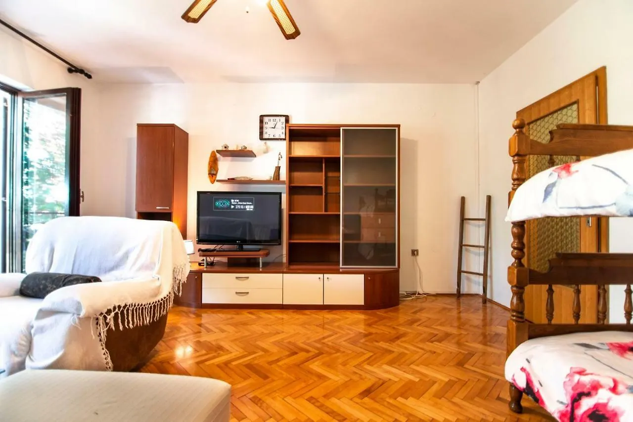 Apartments Mare Pula